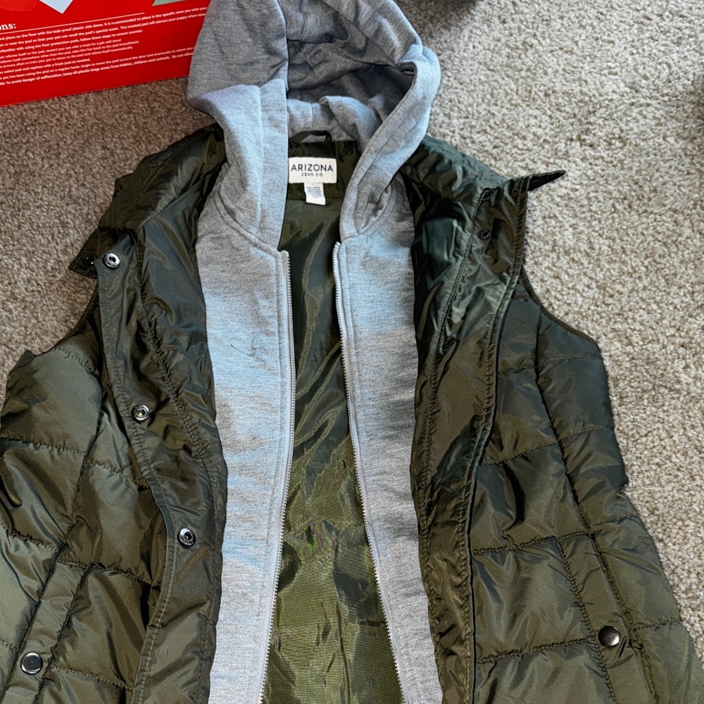Arizona Green Puffer Vest with Hood